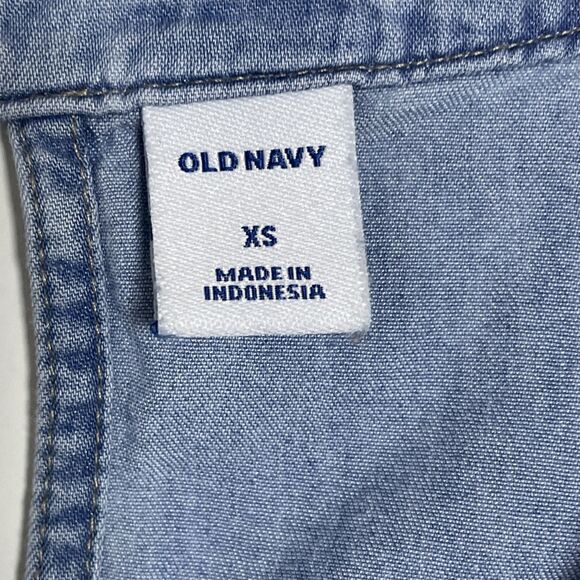 Old Navy Women's Blue Chambray Denim Tank Top XS V-Neck Open Keyhole Back Casual - Picture 7 of 9